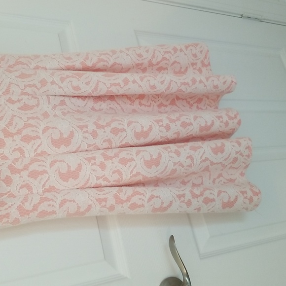 NWT Francesca's Miami Lace dress - Picture 4 of 8